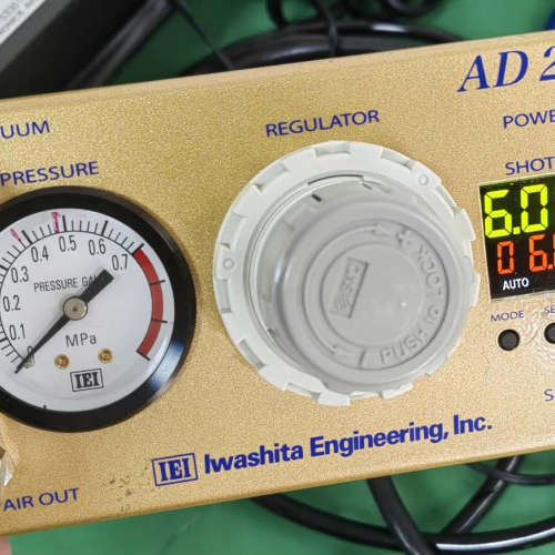 IEI岩下点胶机控制器AD2200C，正品，带压力表