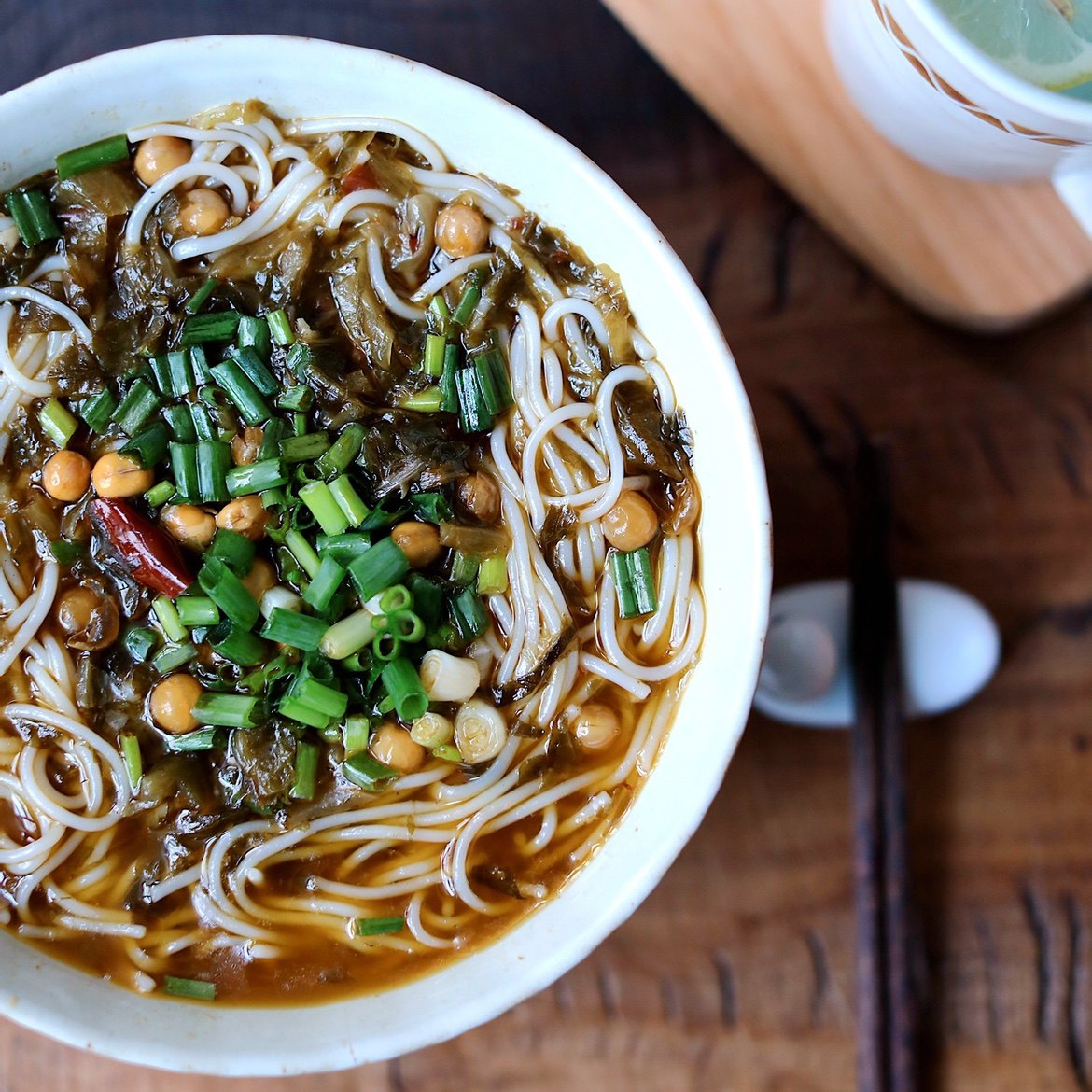 周小妮 特色酸菜米线 油茶 方便绵阳米粉老坛发酵重庆麻辣速食,水产肉类/新鲜蔬果/熟食,腌制/榨菜/泡菜,淘宝优惠券,粉丝福利购,淘宝优惠卷