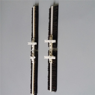 清粉机配件毛刷门把手弹簧卡挂钩碰头滑杆扇形刷麦机刷筛网罗底布