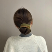 这个发型yyds～高级感扎发头绳简约气质发圈复古风大肠圈2026新款