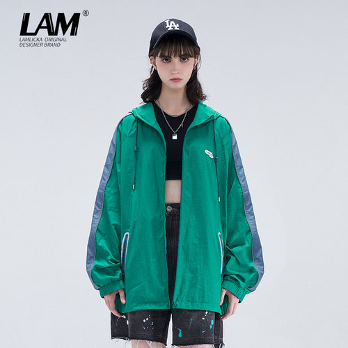 LAMLICKA户外字母印花连帽外套