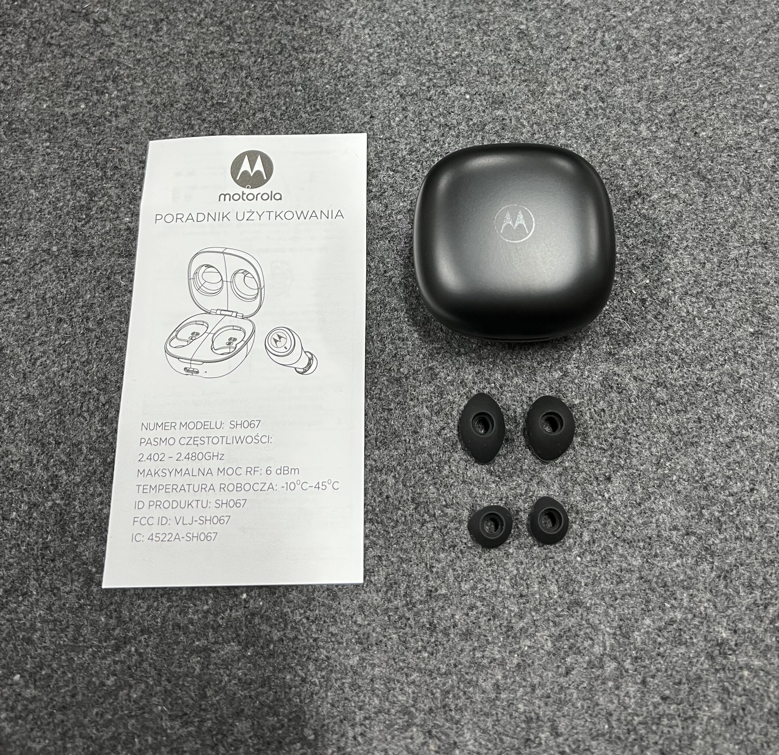 摩罗托拉MOTO BUDS CHARGE真无线蓝牙耳机高保真运动蓝牙耳机