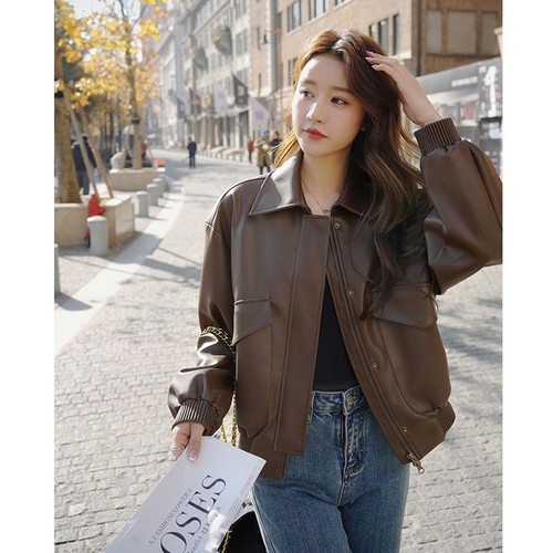 甜酷风百搭短款皮衣2025