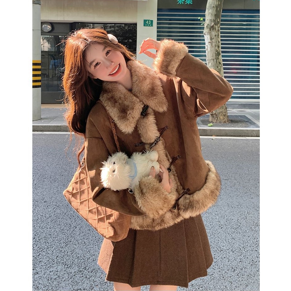 美拉德短款毛毛领麂皮绒外套