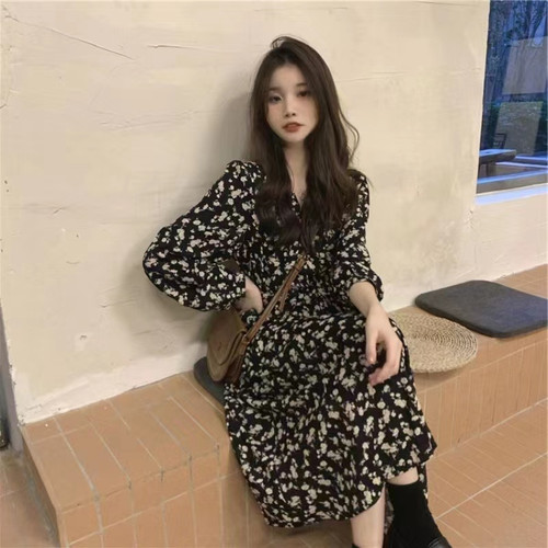 高腰春秋长袖V领A字裙女