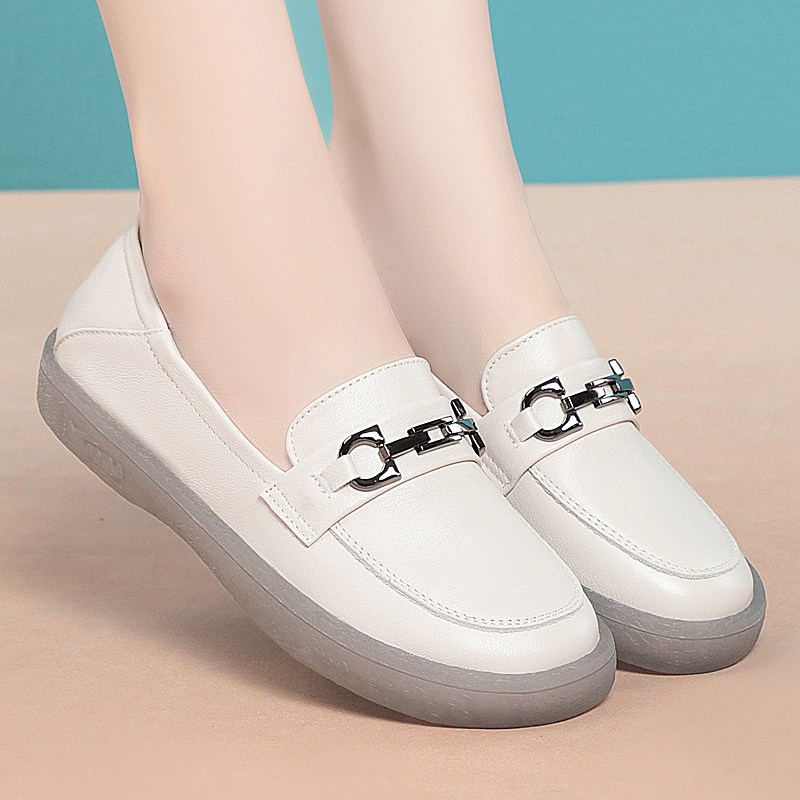 护士鞋女软底舒适不累脚女鞋真皮女士皮鞋平底防滑白色大码单鞋43