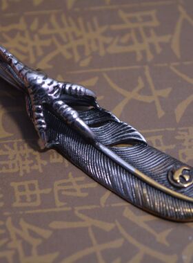 钛钢鹰爪学院风饰品吊坠