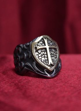 电镀做旧中世纪十字架钛钢戒指