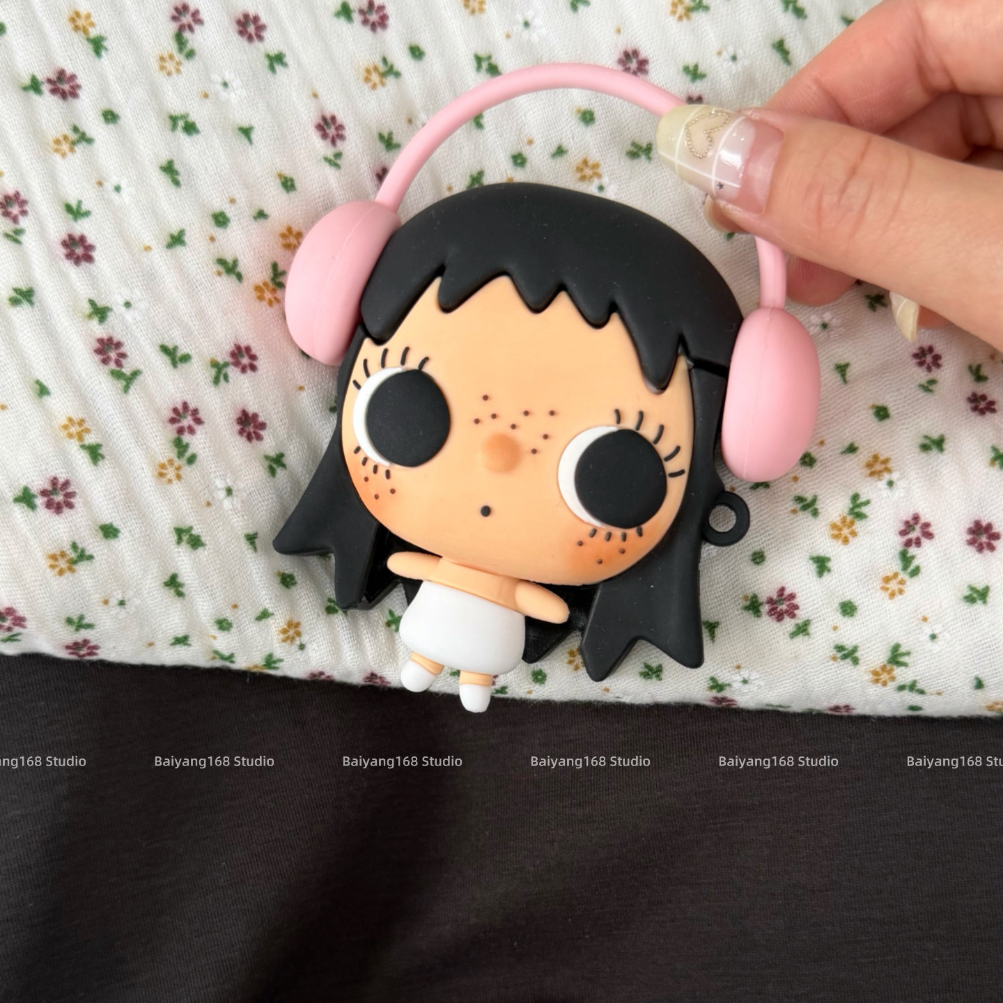 可爱戴耳机小玉yuy适用airpods4保护套苹果耳机保护壳ai