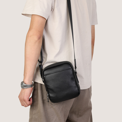 原创男士单肩包真皮斜挎背包方形竖款头层牛皮手机包小包男休闲包