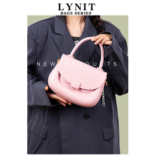 LYNIT 高级感少女猪猪包手提包 小众设计马鞍包包女斜挎包2023新款