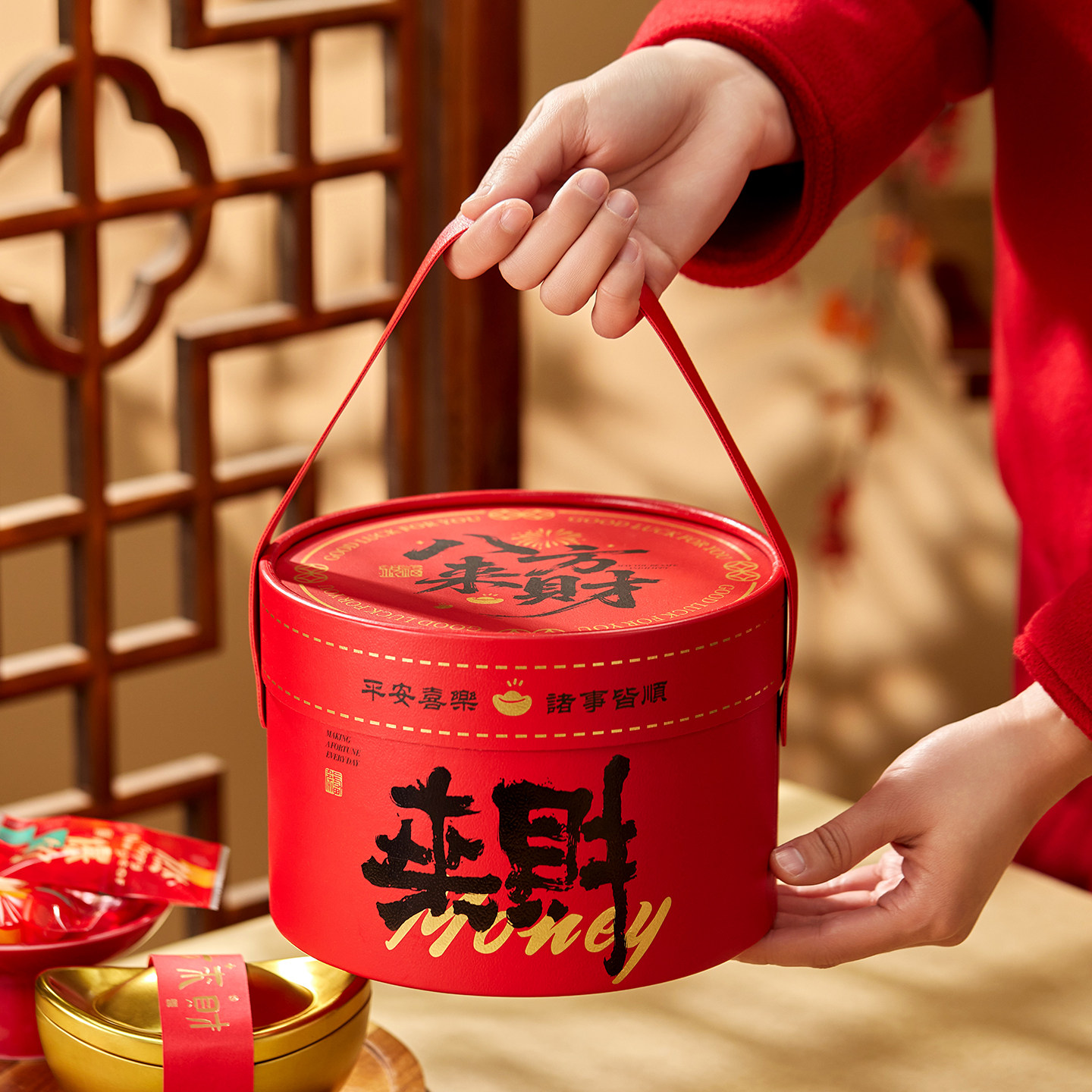 2026新年礼盒马年抱抱桶包装盒手提糖果雪花酥饼干零食伴手礼空盒