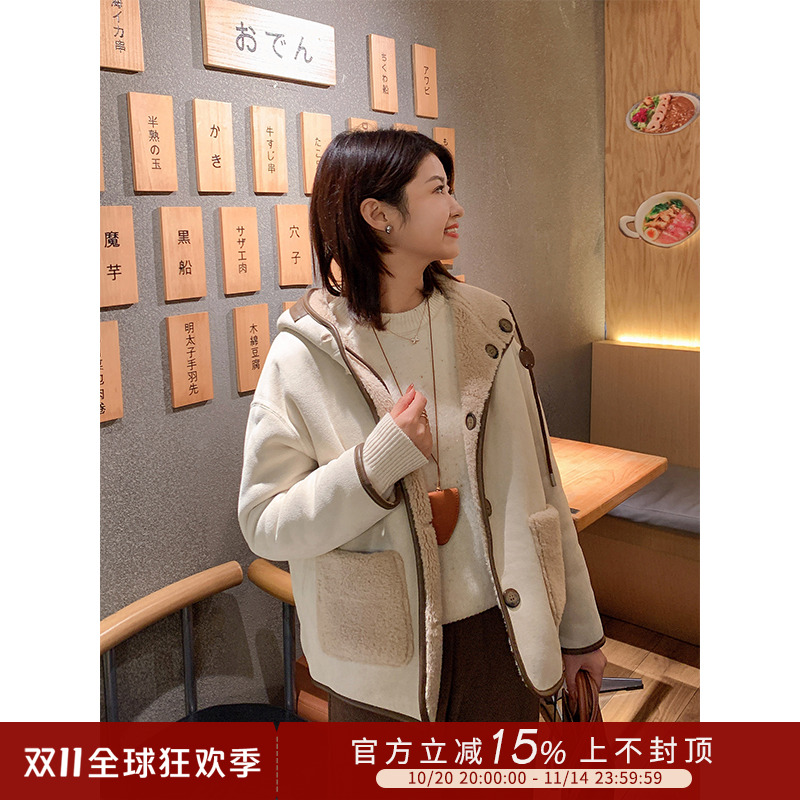 紫璐莱可双面穿连帽羊羔毛外套