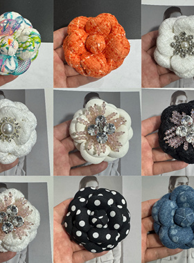 新款8cm重工制作高端流行小香风粗花尼定型山茶花饰品胸花加胸针