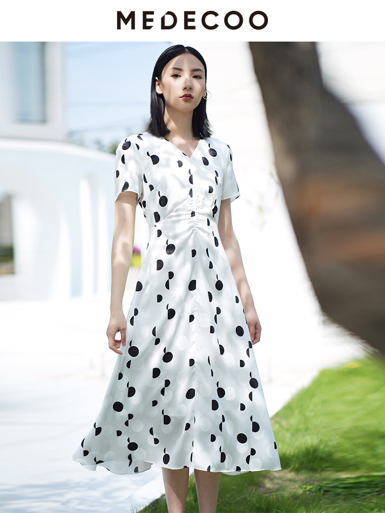 MEDECOO淑女优雅A字雪纺连衣裙