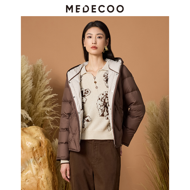 MEDECOO白鸭绒短款连帽羽绒服