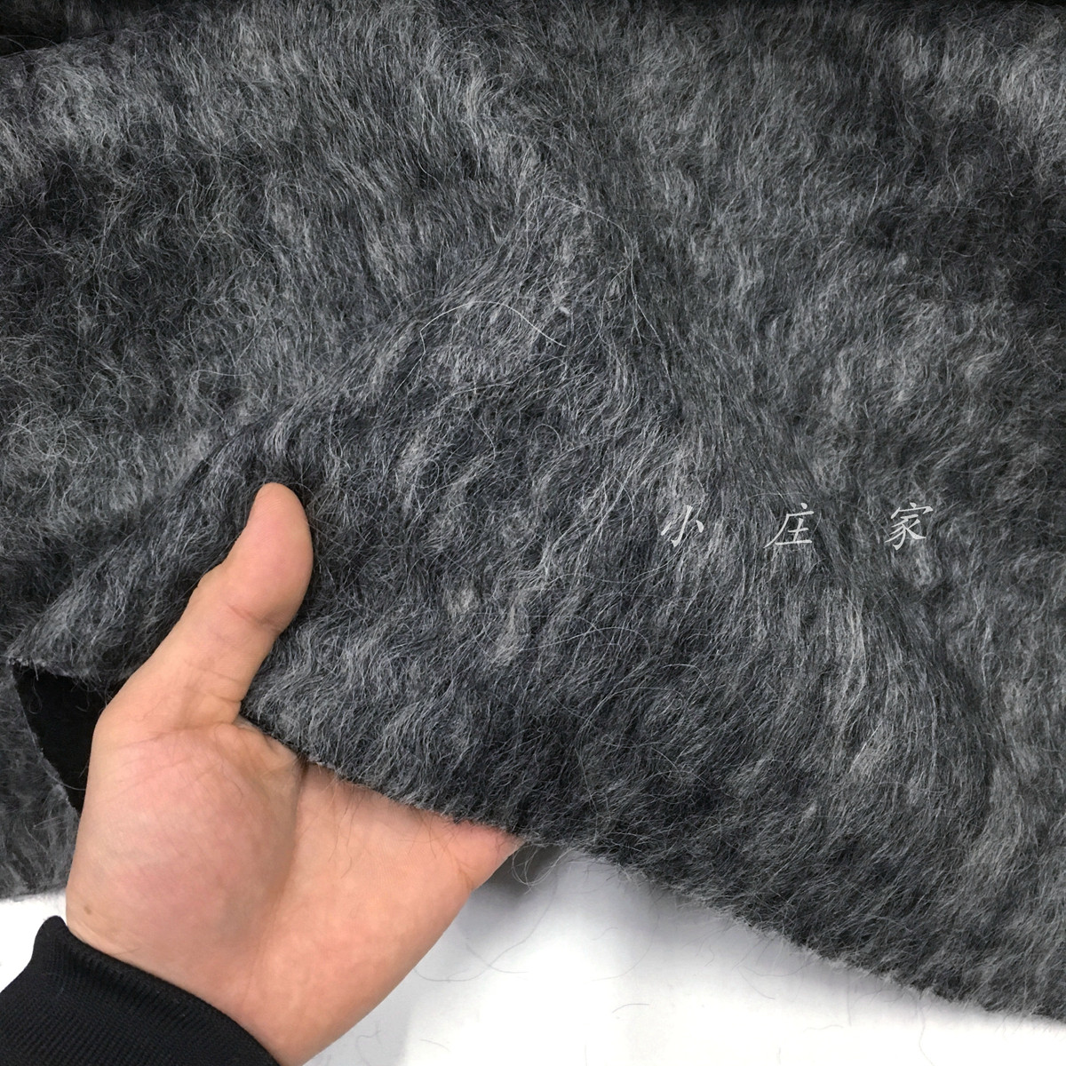 黑灰色波浪长毛图案羊毛料面料 秋冬 柔软 垂坠 服饰 布料,居家布艺,海绵垫/布料/面料/手工diy,淘宝优惠券,粉丝福利购,淘宝优惠卷