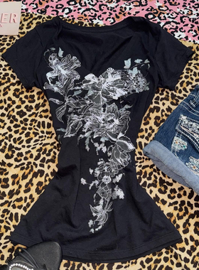 黑色银线花卉印花V领短袖T恤女甜酷辣妹风修身显瘦美式复古上衣