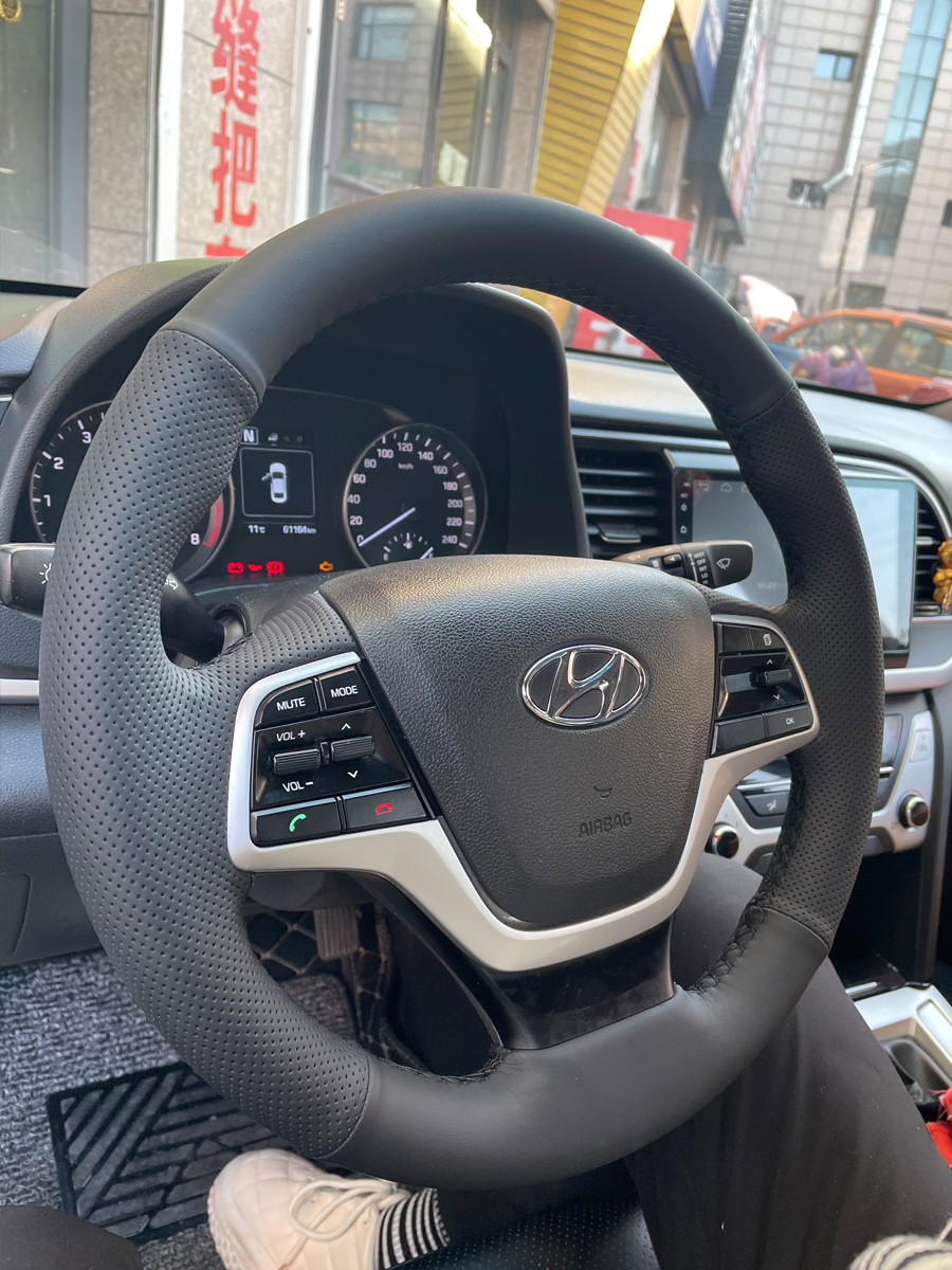 现代领动方向盘套 悦纳悦动朗动名图ix25新途胜L专用真皮手缝把套