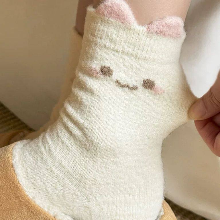 毛绒立体耳朵袜子女秋冬款居家