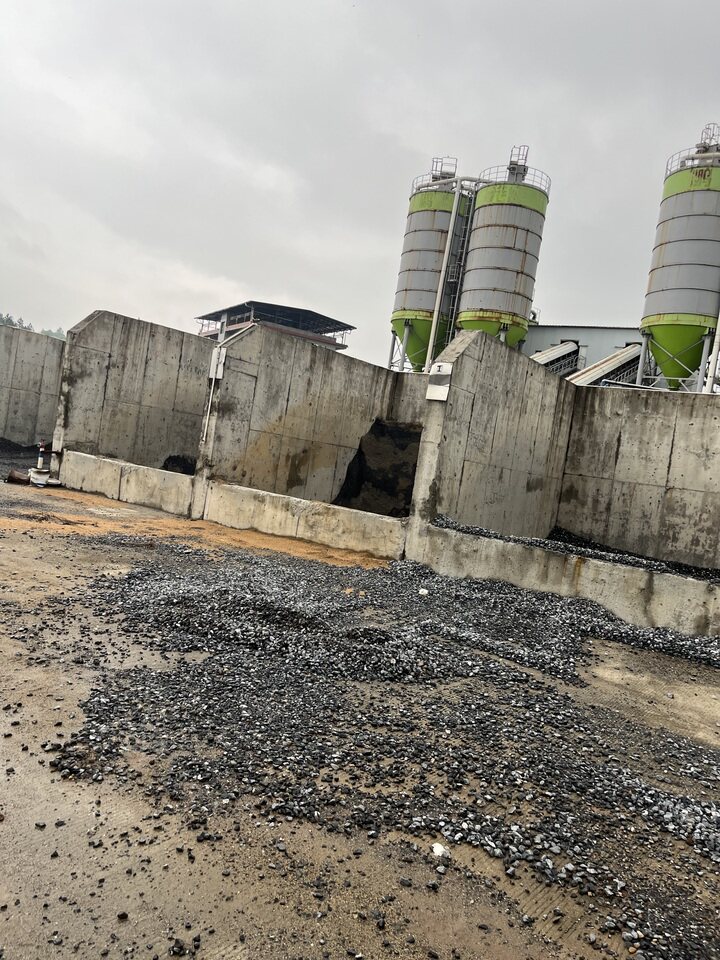 4月20日衡阳市混凝土公司名下的机器设备、房屋建筑物、构筑物及其他辅助设施及土地使用权网络拍卖公告