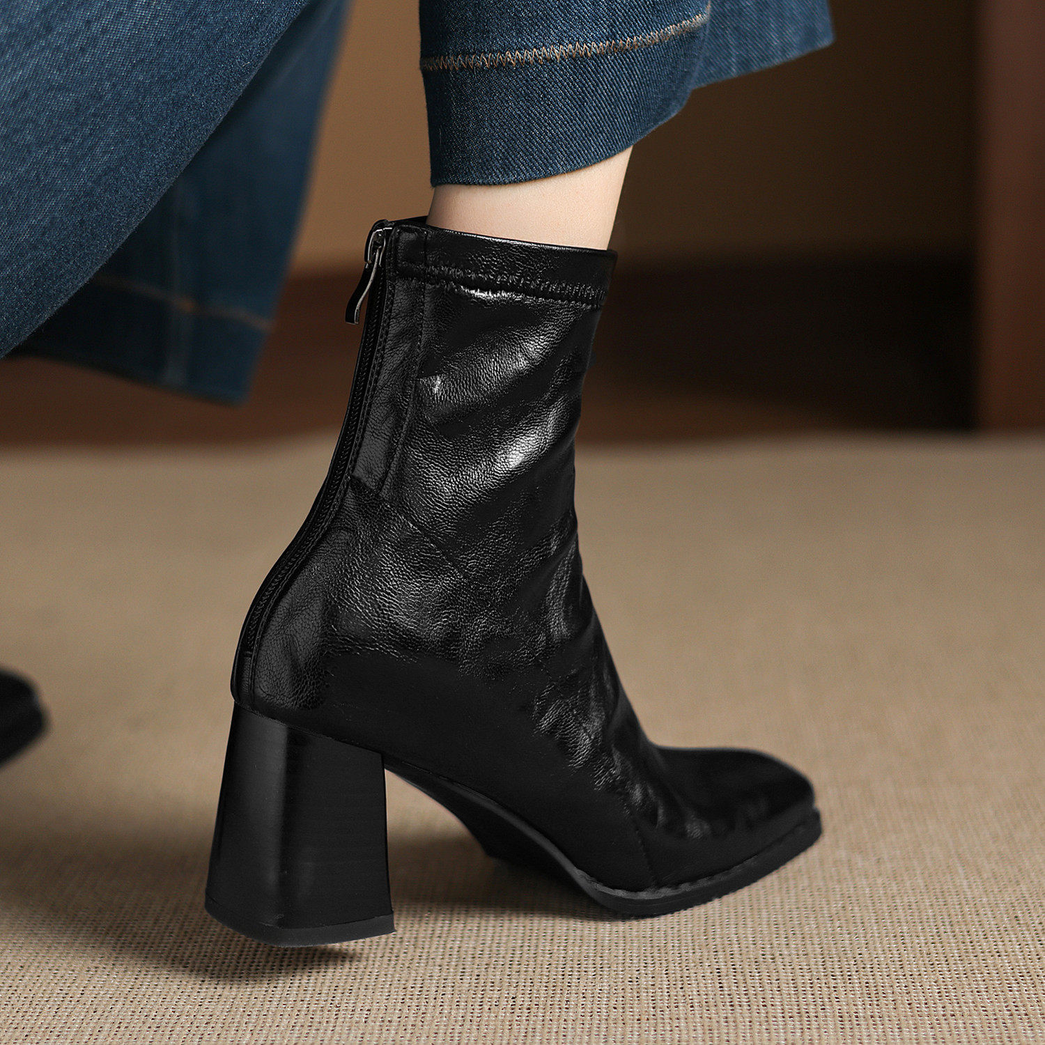 ladyblack粗高跟后拉链短靴女秋冬大码弹力软底瘦瘦靴33大码41-43,女鞋,时装靴,淘宝优惠券,粉丝福利购,淘宝优惠卷