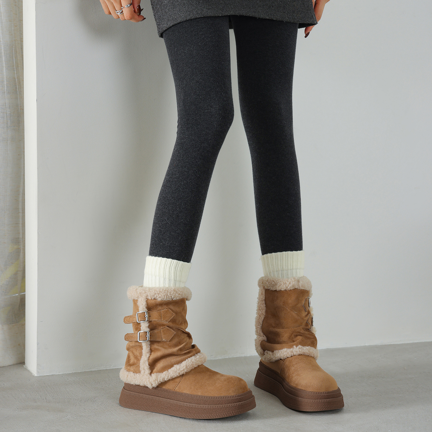 绒雪地靴女冬季加厚保暖厚底短靴