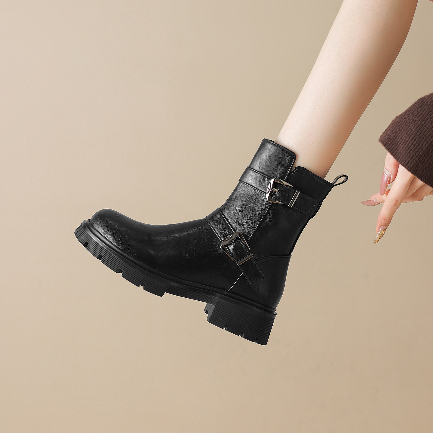 ladyblack英伦风皮带扣机车骑士靴女厚底增高侧拉链大码短靴41-43,女鞋,骑士靴,淘宝优惠券,粉丝福利购,淘宝优惠卷