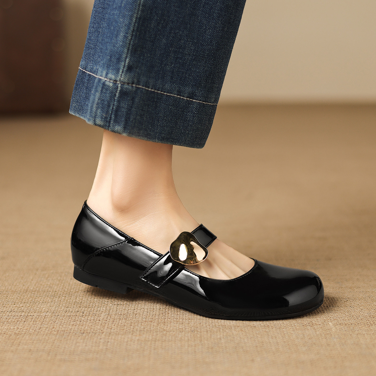 ladyblack亮漆皮玛丽珍鞋女软平底一字扣带金属扣33大码单鞋41-43,女鞋,玛丽珍鞋,淘宝优惠券,粉丝福利购,淘宝优惠卷