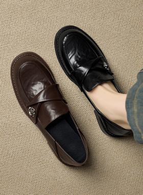 ladyblack粗低跟软底一脚蹬懒人乐福鞋女春季深口33大码单鞋41-43