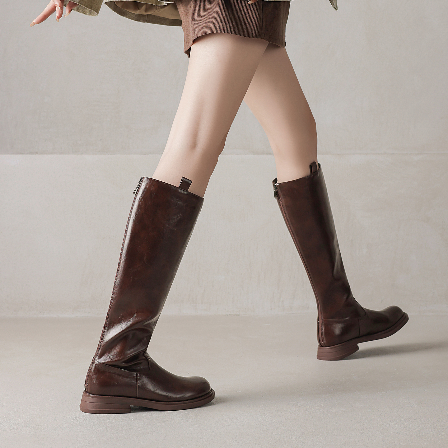 秋冬后拉链粗中跟大码长靴子4143