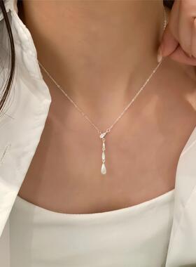 S999纯银秋冬氛围感闪钻水滴项炼女生轻奢小众ins足银吊坠毛衣炼