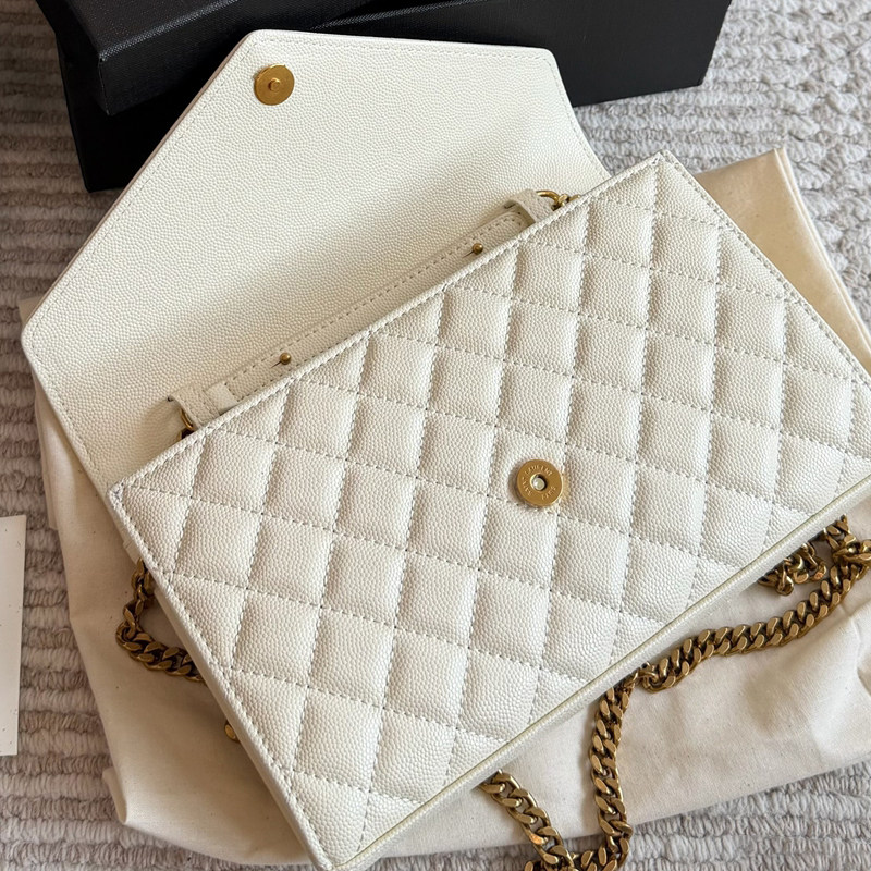 送礼盒链条肩带 格菱纹复古粒面头层牛皮翻盖斜挎包 信封包woc