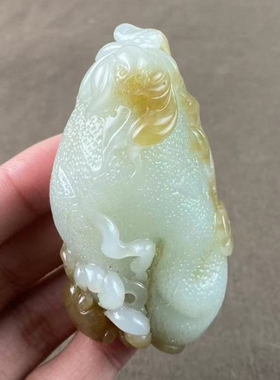 新疆和田玉八方来财手把件