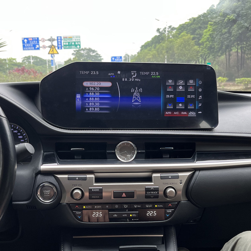 LexusES300中控Carplay大屏导航