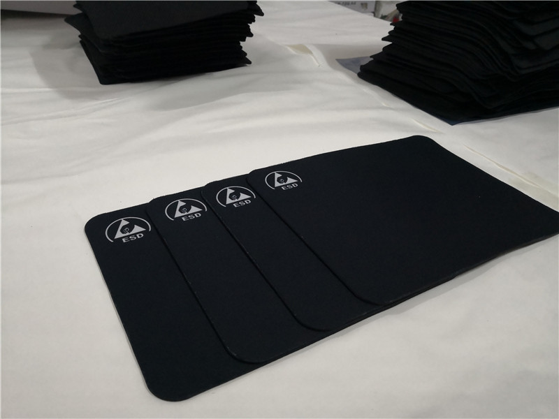 厂家直销高品质防静电鼠标垫黑色鼠标垫 ESD鼠标垫无尘室工作滑垫