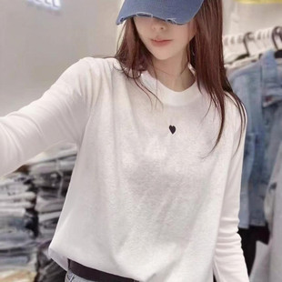 新款 上衣打底衫 女装 T恤小衫 显瘦潮 刺绣桃心圆领正肩长袖 欧货秋季