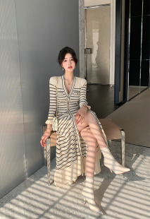 QZ44 优雅慵懒风九分袖 法国轻奢S家春季 法式 V领针织连衣裙 新款