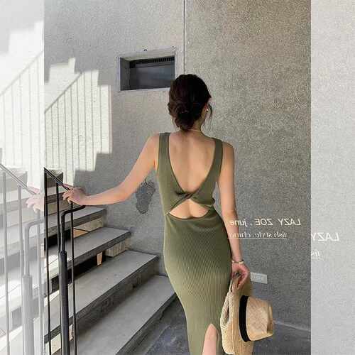 设计感长裙修身纯色清爽露背简约