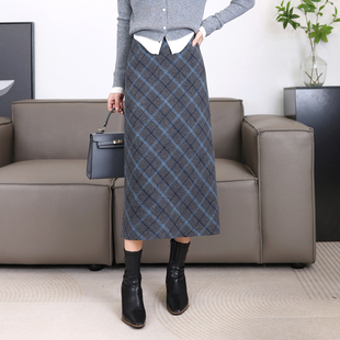 羊毛呢格纹半身裙秋冬2025新款设计感高腰长裙复古时尚格子直筒裙