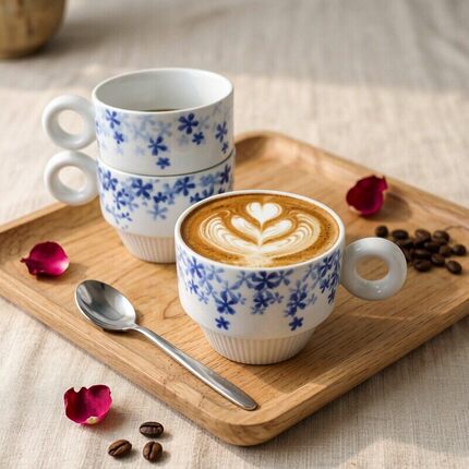 手绘釉下彩青花瓷陶瓷马克杯樱花图案圆柄咖啡杯英式下午茶杯具