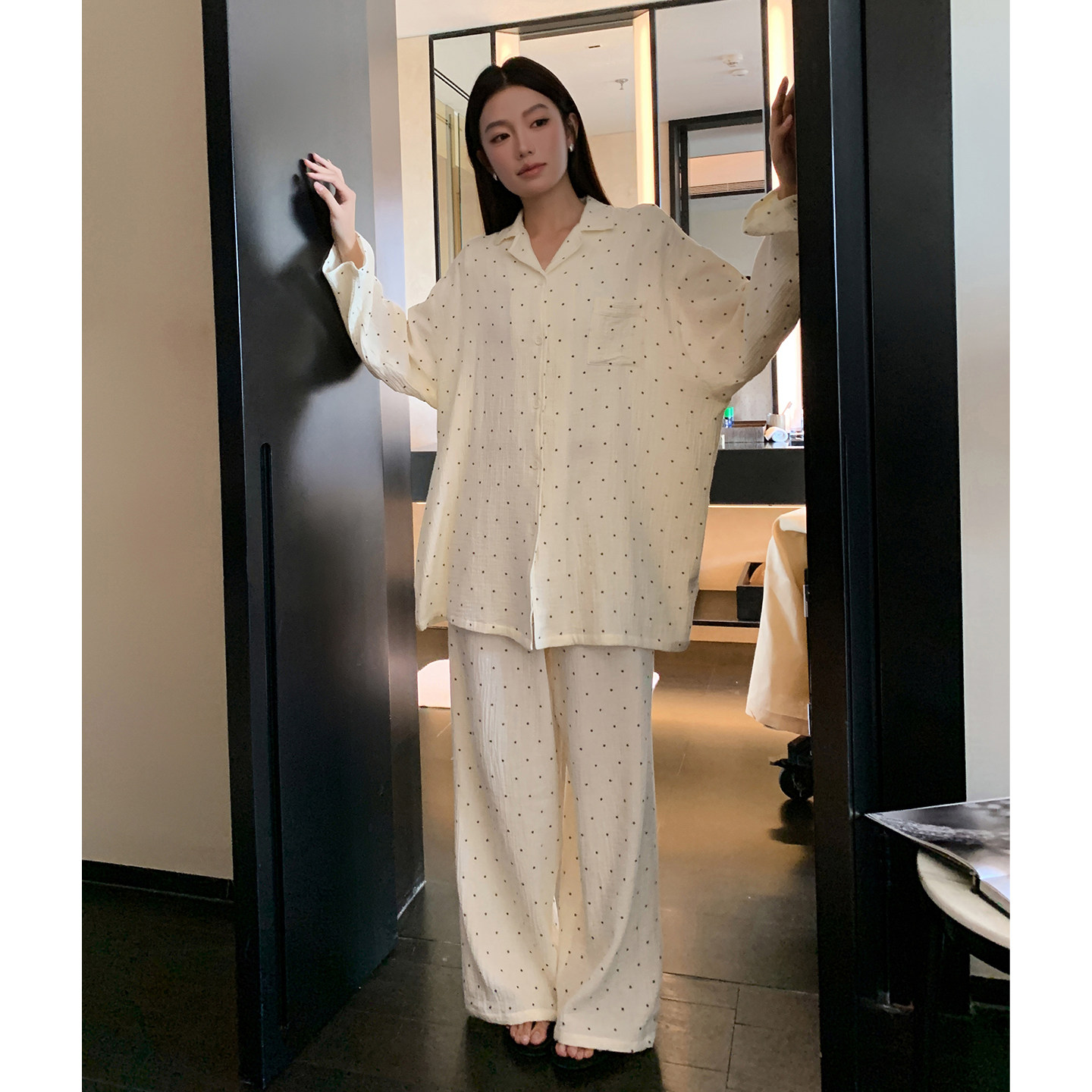 猫人春秋款带胸垫高级感女士睡衣