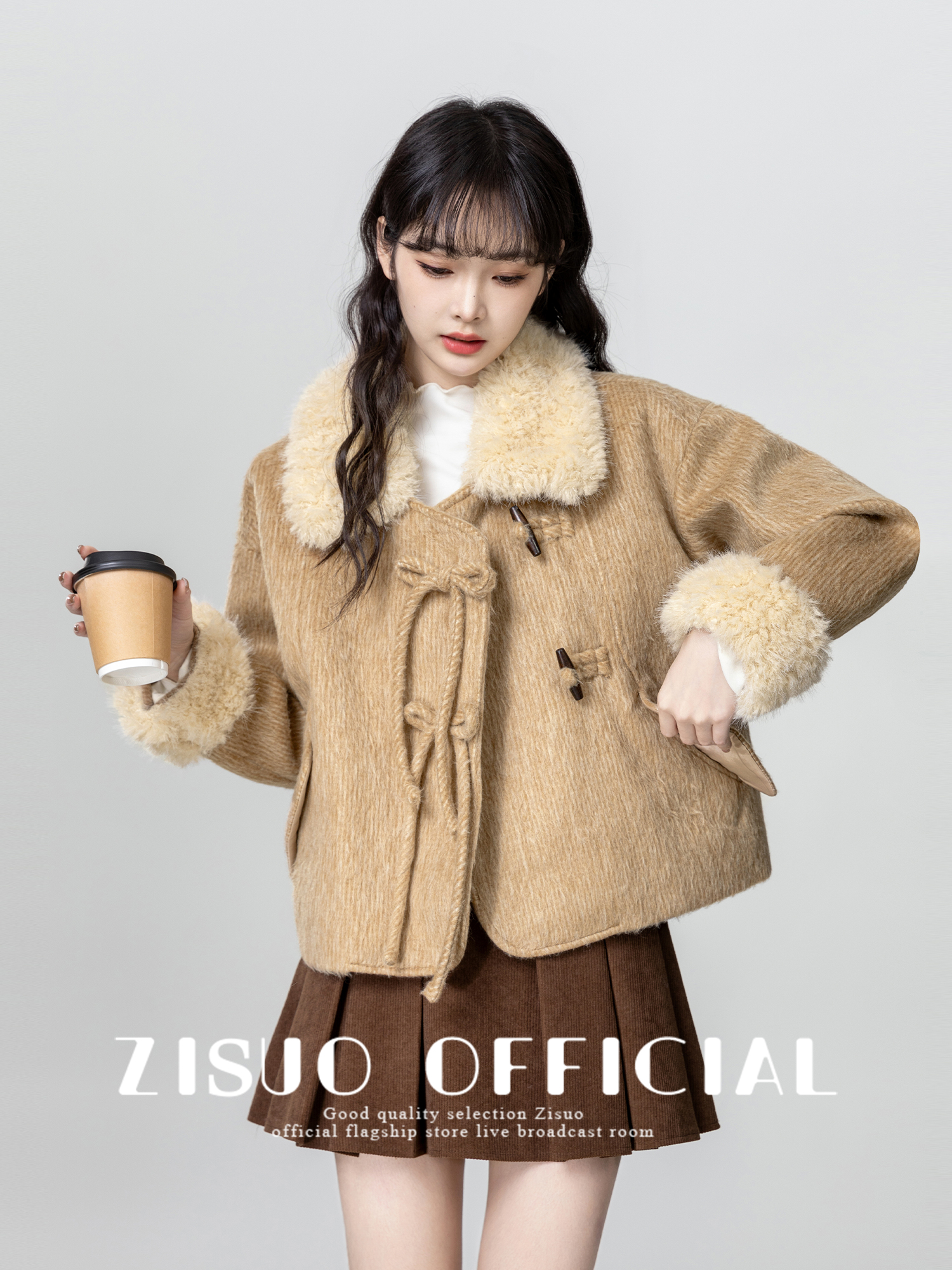 短款牛角扣毛呢外套女2025冬季新款宽松夹棉加厚保暖呢子开衫上衣