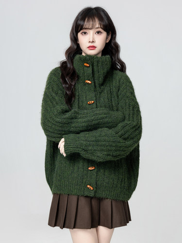 绿色高领毛衣外套女款秋冬2025冬季新款保暖加厚立领针织开衫上衣
