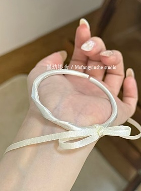 足银999.9莫比乌斯环扭纹银手镯