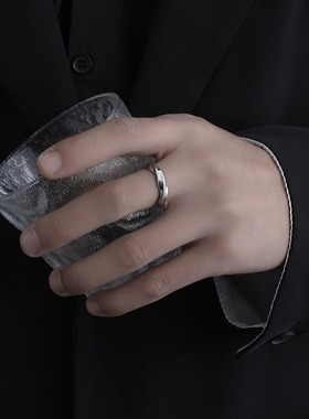 莫比乌斯钛钢戒指男款
