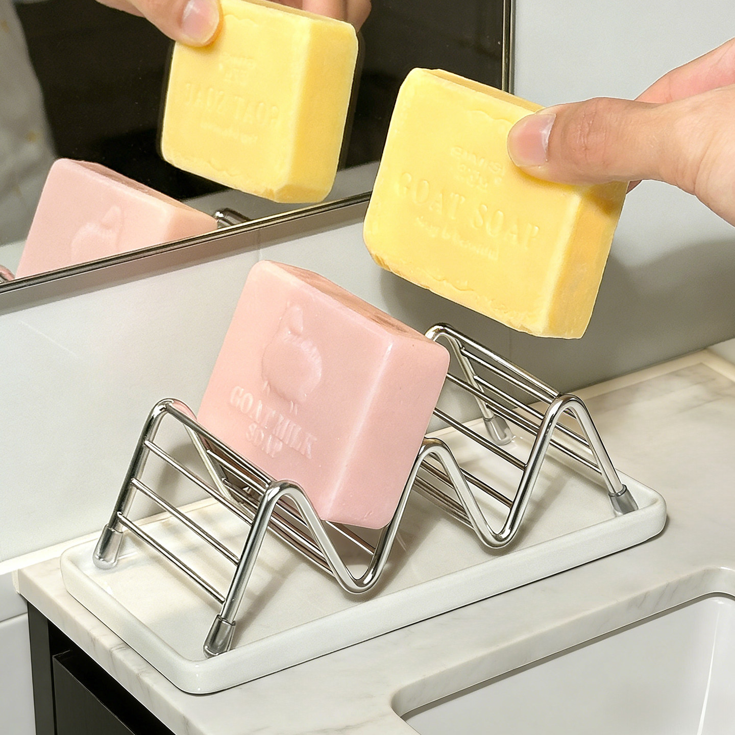 肥皂盒不锈钢家用洗衣香皂托沥水置物架创意波浪型浴室台面肥皂架