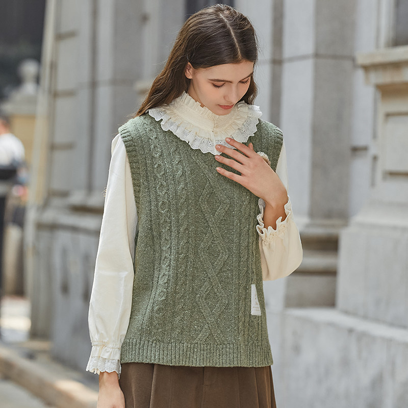 复古彩点纱粗针织宽松套头马甲