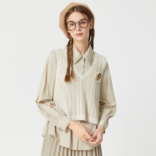 Famecoco折扣店百搭学院风镂空V领短款 马甲针织背心叠穿F225CA013