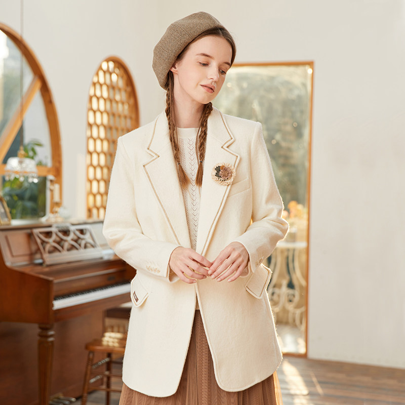 Famecoco折扣店气质优雅毛呢休闲西装外套秋冬女士西服F228AW007